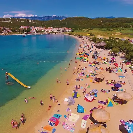 Beach Front In With Wifi Apartment Mandre