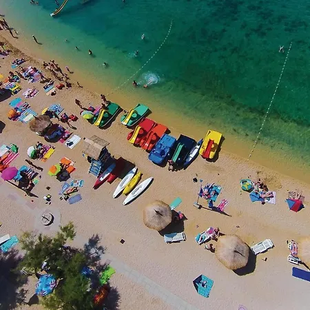 Beach Front In With Wifi *